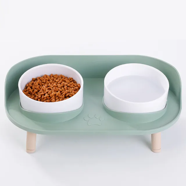 Adjustable Height Elevated Feeding Station